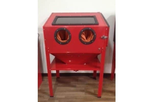 Flat pack floor mounted sandblast cabinet SB200X