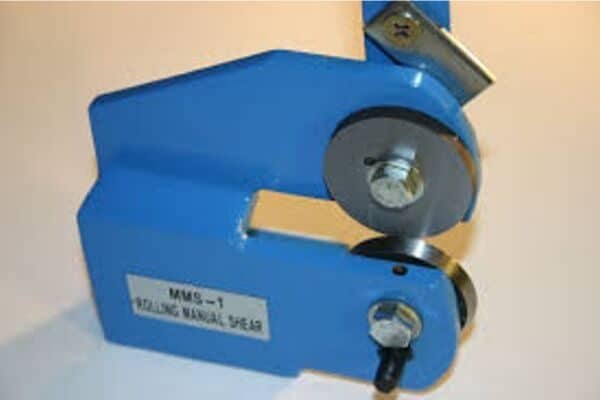 Small metal roller shear MW13