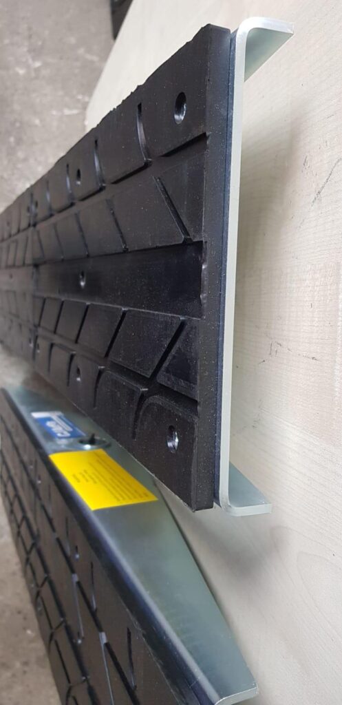 CL01-EXP EXTRA WIDE PLATFORMS